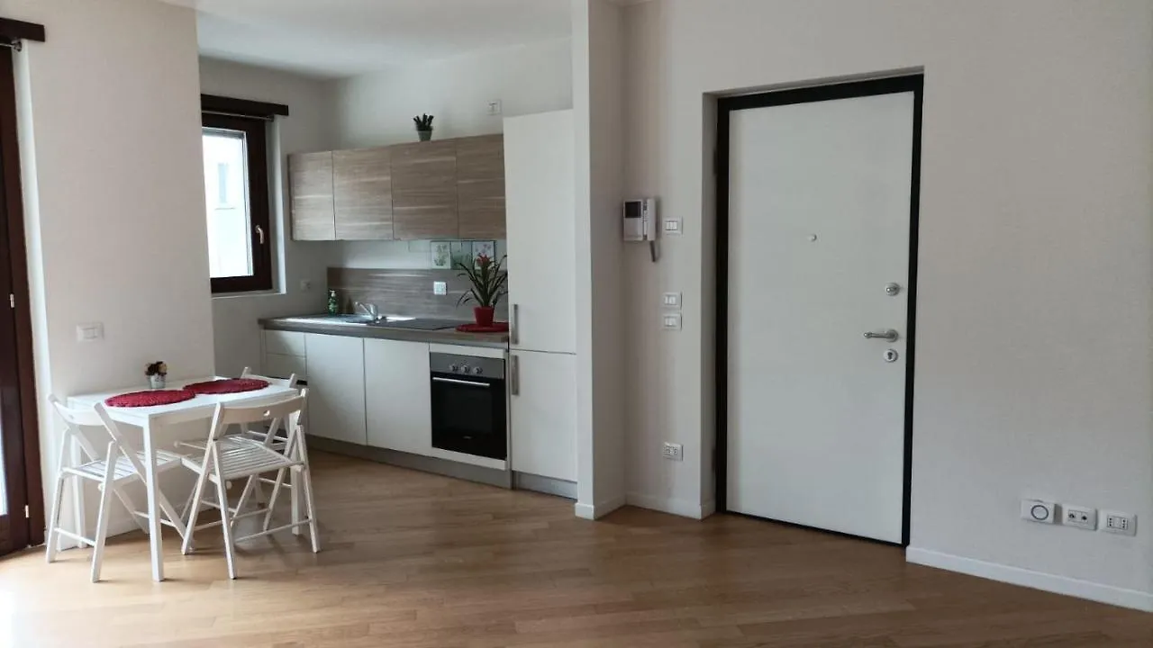Comfort Studio Milano Zona Washington-Solari-Tortona شقة ميلان