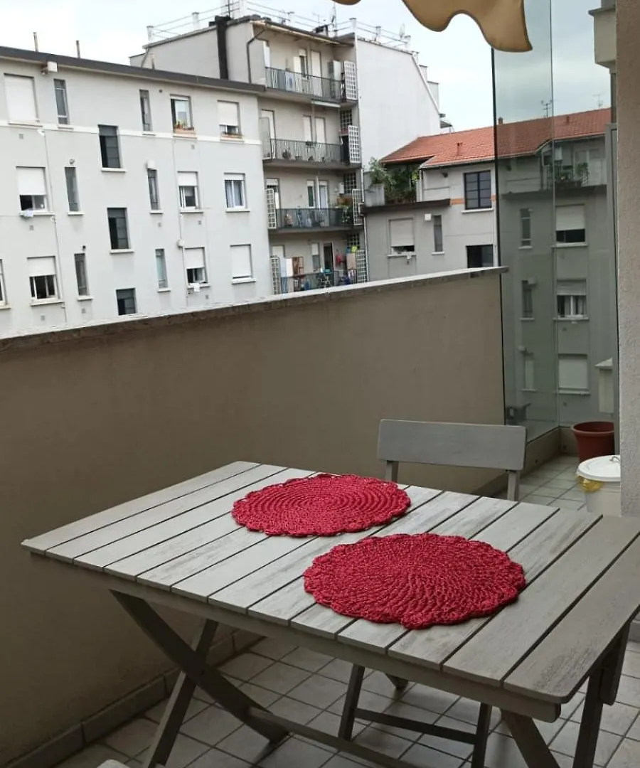 Apartment Comfort Studio Milano Zona Washington-Solari-Tortona Italy