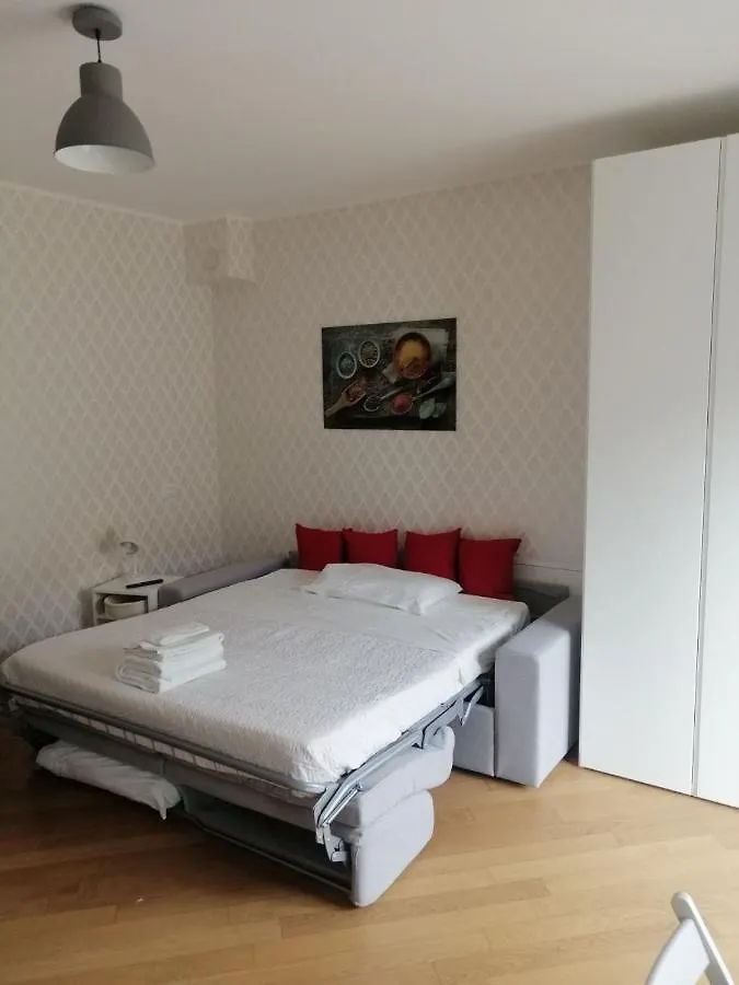 Comfort Studio Milano Zona Washington-Solari-Tortona 0*, Milan